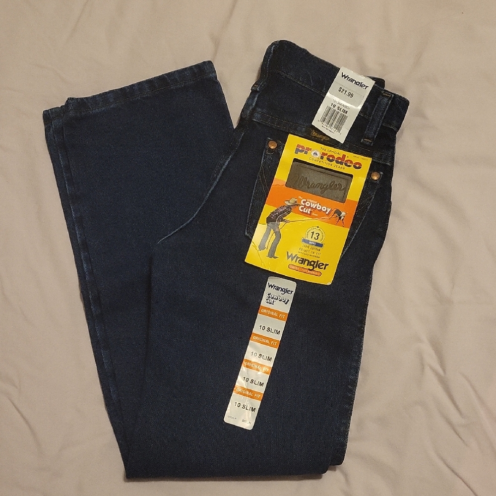 NWT Wrangler Kids Boy's Dark Blue Cowboy Cut Jeans 10 slim
